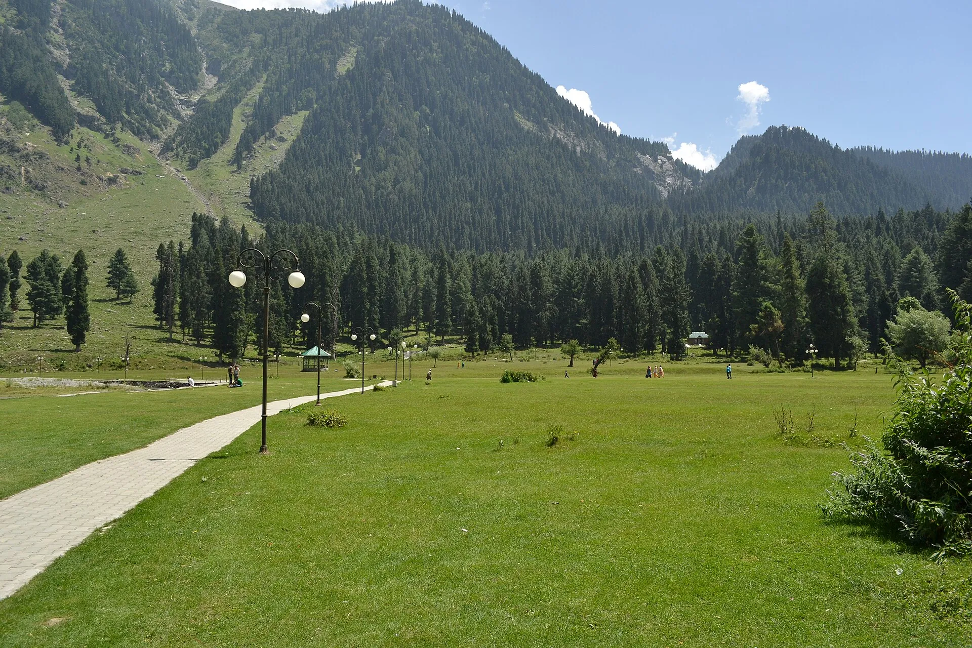 Emerald Betaab Valley